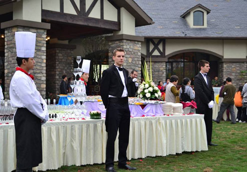 英國(guó)服務(wù)生